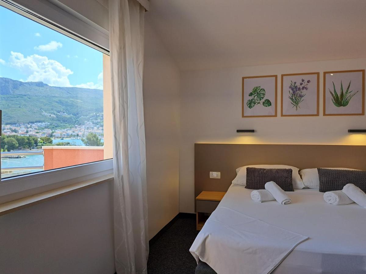 Rooms Zvonimir Stobrec Exterior photo