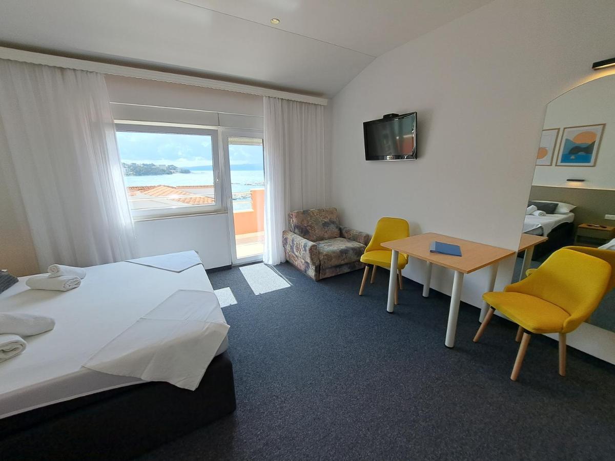 Rooms Zvonimir Stobrec Exterior photo